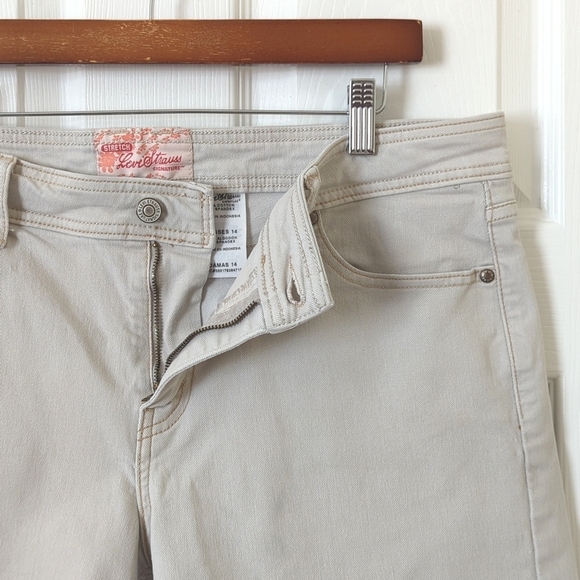 Signature by Levi Strauss Y2K Vintage Classic Mid Rise Jean Shorts Beige 14 - Picture 3 of 13